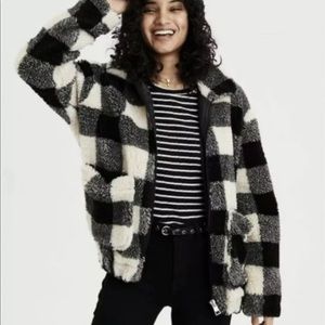 American Eagle Buffalo Plaid Fuzzy Sherpa Jacket